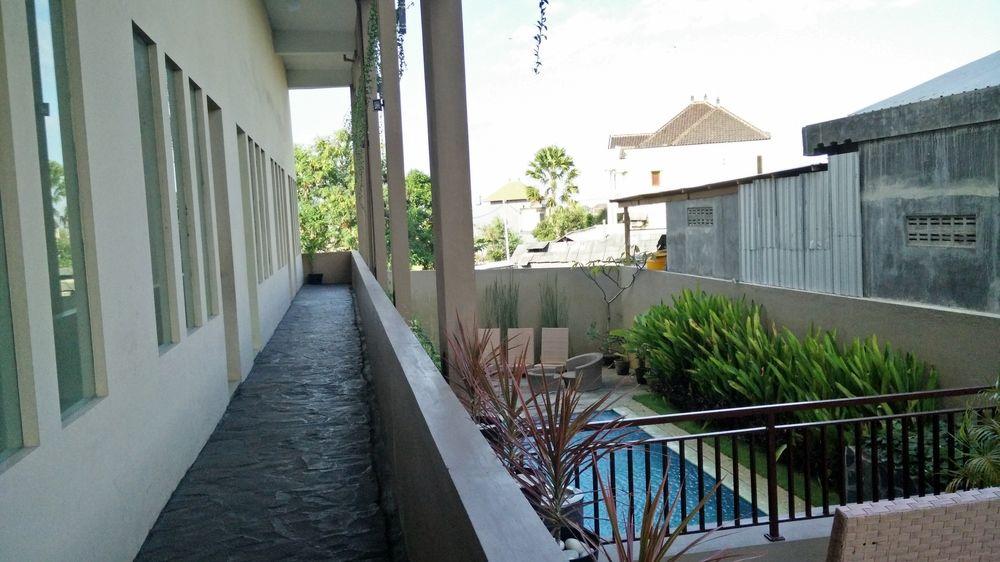 เคโอไอ โฮเต็ล แอนด์ เรสซิเด้นส์ Hotel เดนปาซาร์ ภายนอก รูปภาพ