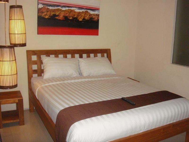 เคโอไอ โฮเต็ล แอนด์ เรสซิเด้นส์ Hotel เดนปาซาร์ ภายนอก รูปภาพ