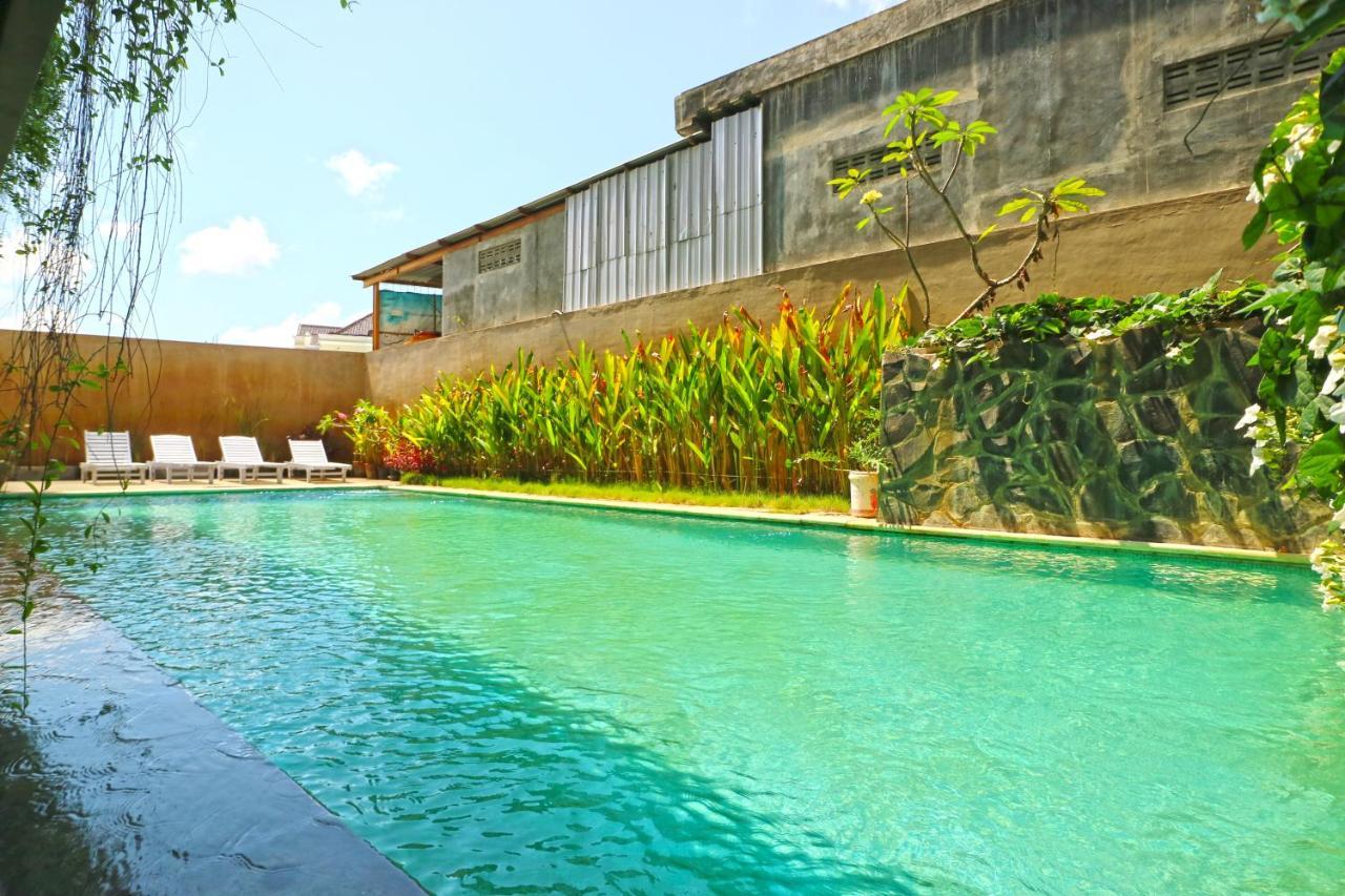 เคโอไอ โฮเต็ล แอนด์ เรสซิเด้นส์ Hotel เดนปาซาร์ ภายนอก รูปภาพ